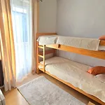 内斯维拉旅馆 - 附楼 3* 扎达尔