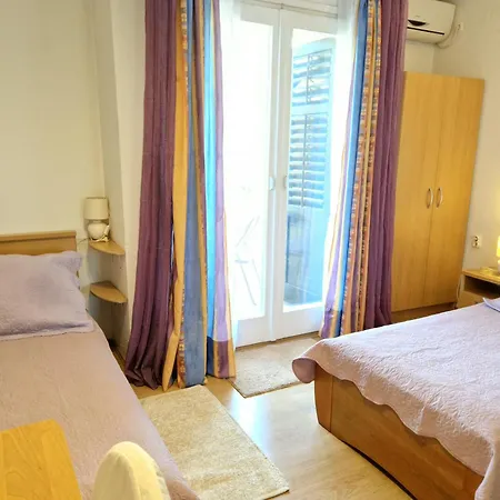 Guest House Villa Ines - Annex Bed & Breakfast Zadar