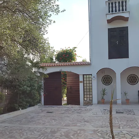 Bed & Breakfast Guest House Villa Ines - Annex