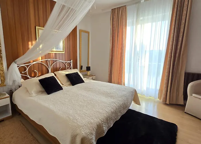 Ines - Annex Bed and breakfast 3*