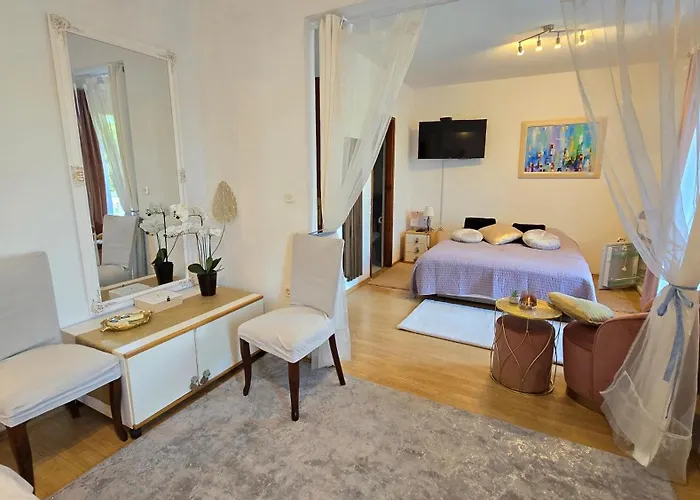 Guest House Villa Ines - Annex 3* Задар
