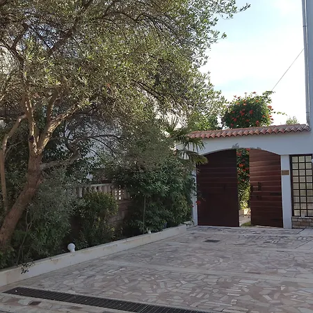 Ines - Annex 3* Zadar