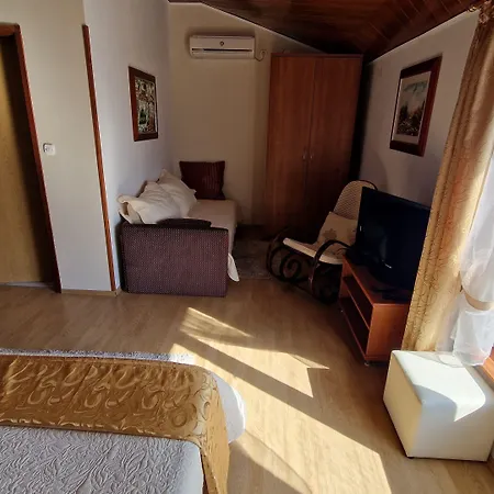 Avalena Residence Oda ve Kahvaltı 3*