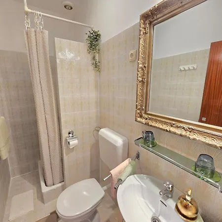 Bed & Breakfast Avalena Zara