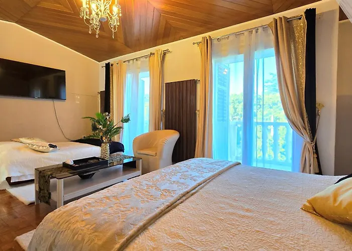 Ines - Annex Nocleg ze śniadaniem