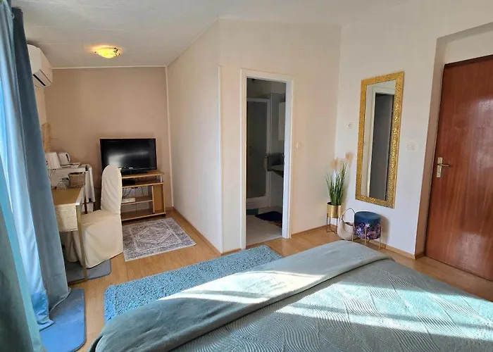 Nocleg ze śniadaniem Ines - Annex 3*