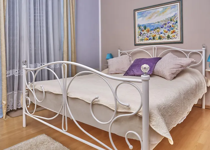 Nocleg ze śniadaniem Ines - Annex 3*